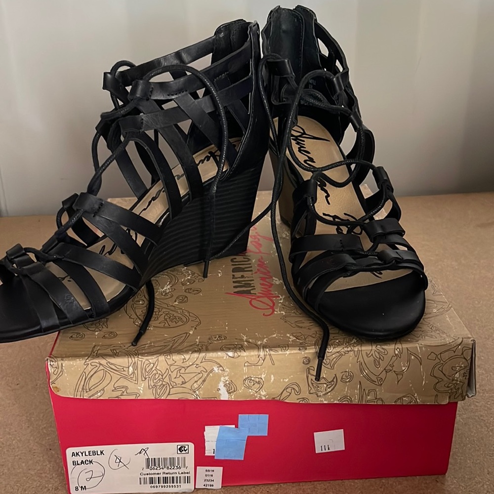 American Rag Akyleblk Black size 8